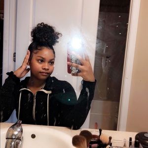 Meet your Posher, Jada